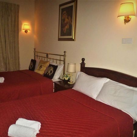 Hotel Emel Boutique Negombo Exterior foto
