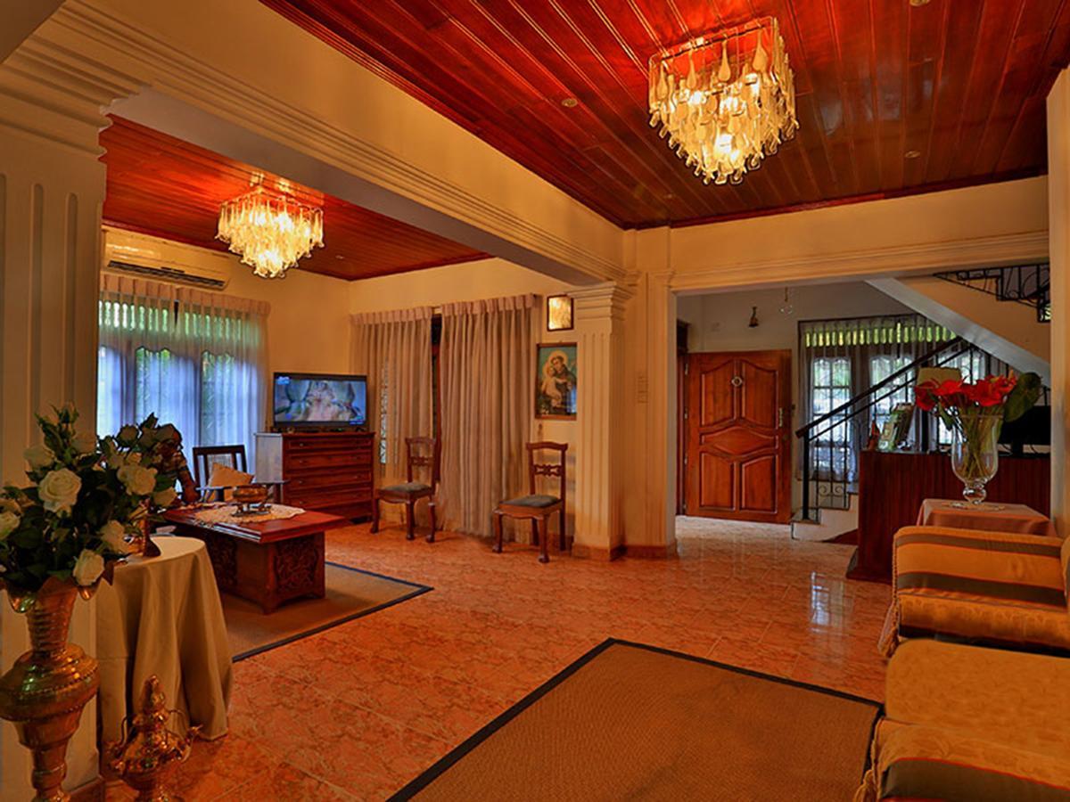 Hotel Emel Boutique Negombo Exterior foto
