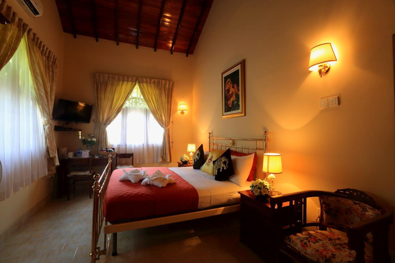 Hotel Emel Boutique Negombo Exterior foto