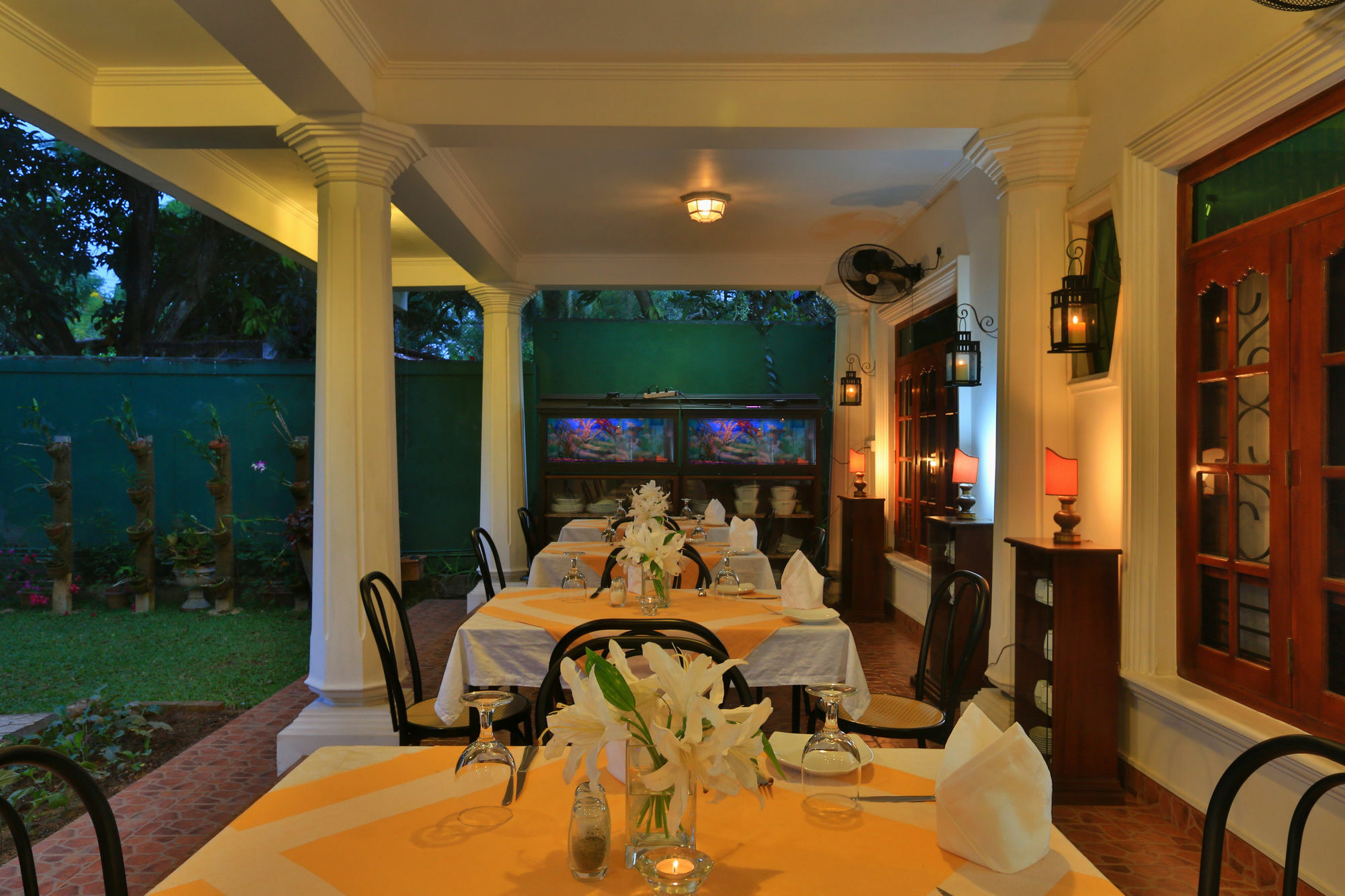 Hotel Emel Boutique Negombo Exterior foto