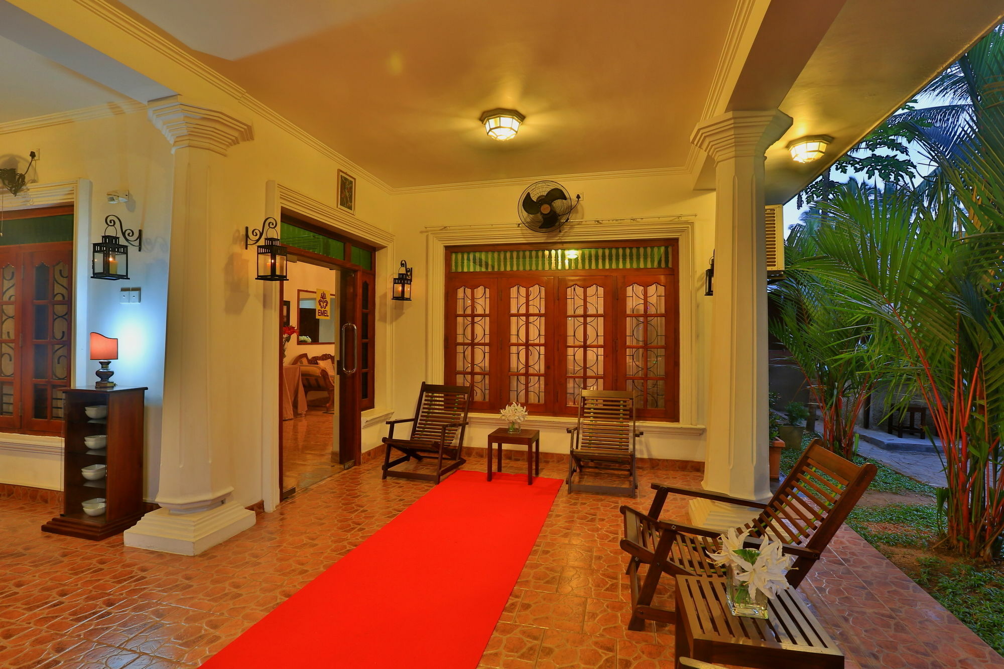 Hotel Emel Boutique Negombo Exterior foto